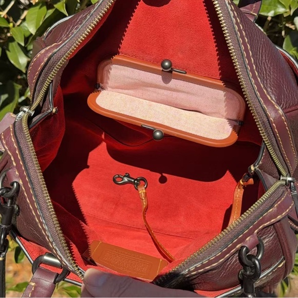 EUC COACH Rogue Satchel In Glovetanned Pebble Leather 58023 - Picture 11 of 13